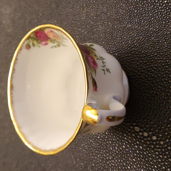 Vintage tea cup - Picture 3 of 5